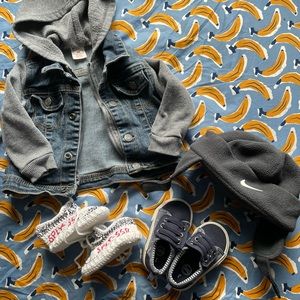 Baby bundle! Size 3 shoes and Fall/Winter Accessories